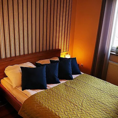 아파트 Apartament Sensitive